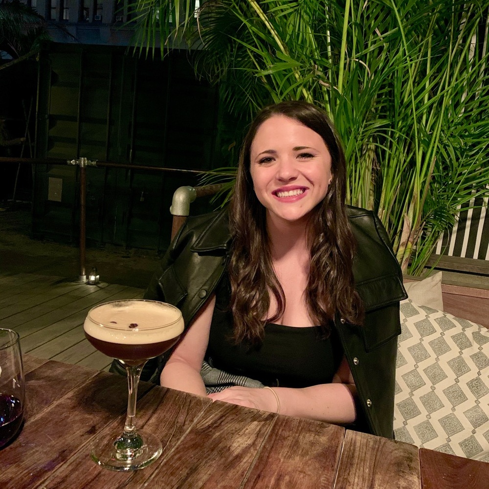 Meet your Posher, Olivia